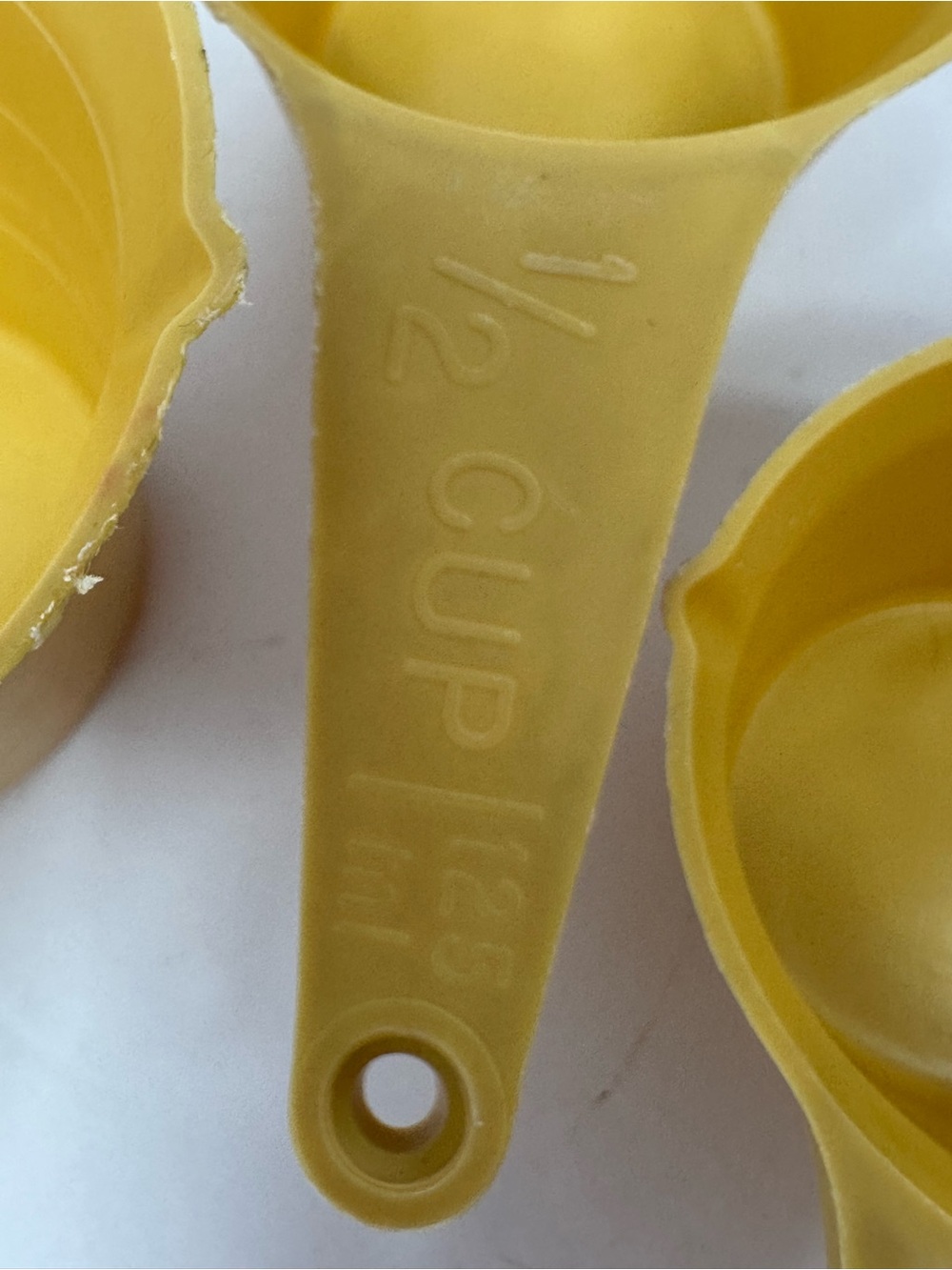 Vintage Foley Harvest Gold 4-Piece Measuring Cups Set Made In U.S.A. Stackable - Picture 4 of 9